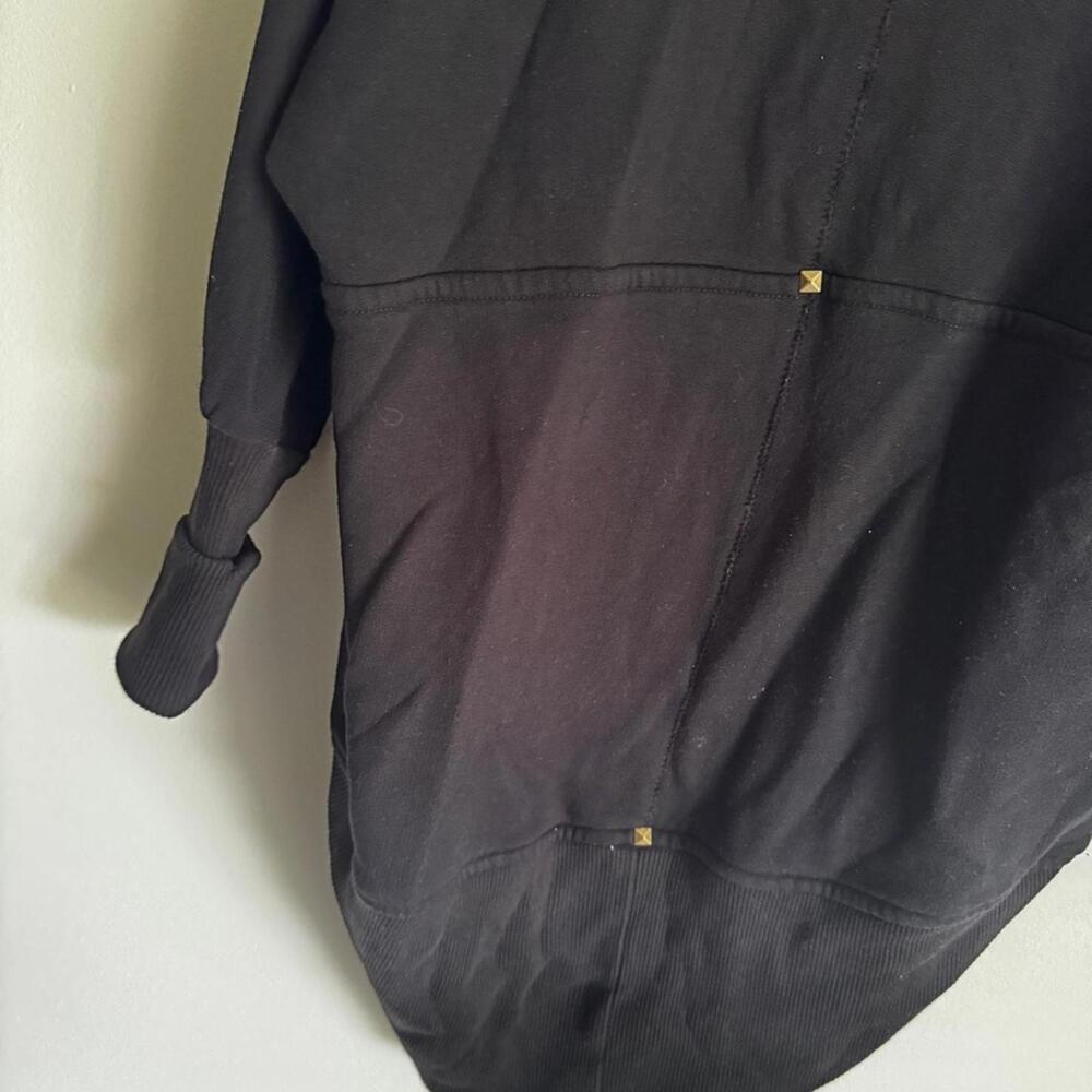 đ¤ Aritzia Wilfred Relaxed Diderot Cocoon Cardigan Sweater Black Studded - Picture 7 of 8